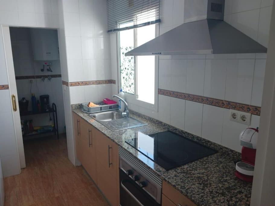 Apartamento A Pie De Playa Con Parking Privado Rota Buitenkant foto